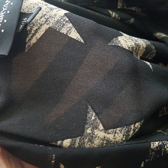 Lane Bryant Women's Sheer Style Star High Low Blouse with Back Slit Size 14/16 - Picture 15 of 15